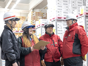 吉川運輸株式会社(吉川ロジスティクスグループ) 倉庫オペレーター／資格取得支援でキャリアアップ可／賞与年2回