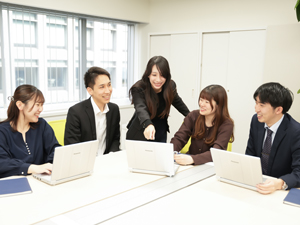 株式会社ジョブズコンストラクション キャリアアドバイザー（月給29万円～／待遇充実／未経験歓迎）