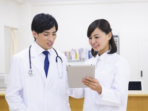 しんまちクリニック 臨床検査技師／月収27万円以上／有休消化100％／残業少なめ