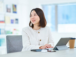 東和電機株式会社 専門商社の総務／未経験歓迎／残業月10時間程度／年休127日