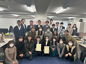 アイエクシード税理士法人 中国語を活かせる税理士補助／未経験可／年休125日／賞与3回