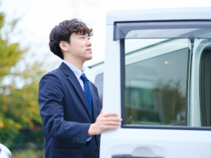 友野印刷株式会社 企画提案営業／年休127日／転勤なし／賞与3.5カ月分