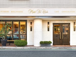 株式会社アーシュ・ツジグチ パティスリー店の人事労務／月給25万円以上／フレックス制
