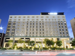 株式会社総合経営（アインズ・イン梅田東／ホテルアインズ大阪門真市駅前） ホテルスタッフ／未経験歓迎／月給25万円～／完全週休2日制