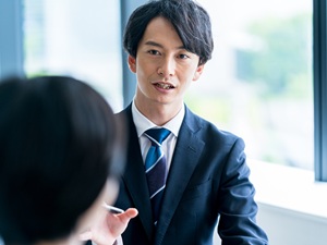 共栄テクニカルシステム株式会社 ITソリューション営業／月給35万円～／年間休日125日