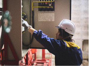 積村ビル管理株式会社 建物設備サポート／国家資格取得可／未経験歓迎／賞与4～5カ月