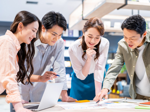 ＢａｃｋｏｆｆｉｃｅＦｏｒｃｅ株式会社 DXコンサルタント／未経験歓迎／年間休日130日／フレックス