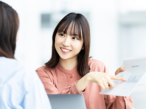 王子製薬株式会社 ヒット商品を生み出すマーケター／残業少／賞与2回／表参道勤務