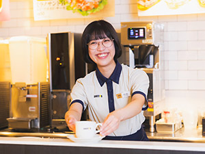 株式会社ドトールコーヒー 首都圏限定／カフェ店員／未経験歓迎／賞与4カ月／フレックス有