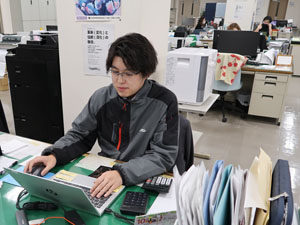 株式会社ホッカン ルート営業／札幌募集／年休121日／既存メイン／残業少なめ