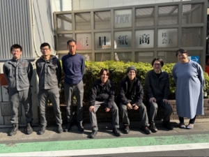 東日紙商株式会社 古紙分別など構内作業スタッフ／月給25万円～／食事手当あり