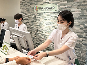 港北ハートクリニック 医療事務／年休130日以上／残業ゼロ／有休消化率100％