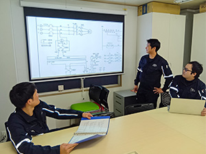 東洋リフト製造株式会社 メンテナンスエンジニア／賞与昨年実績年3回（期末賞与含む）