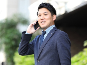 株式会社アフロ 仲介営業／完全反響型／未経験からでも年収1000万円以上可能