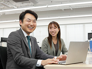 株式会社神戸物産【プライム市場】 経営企画部の企業調査担当／未経験OK