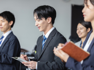 公益社団法人国民健康保険中央会 広報の記者／社会保障制度の現状を世に伝える／年間休日120日