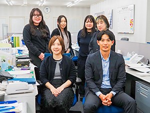 株式会社 久我 小麦粉専門商社の事務／年休128日・完全土日祝休／実働7時間