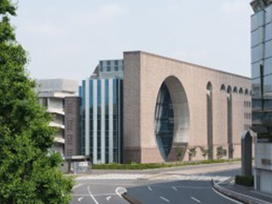 一般財団法人国際医学情報センター 製薬・医療機器メーカーへの法人営業／未経験歓迎／年休127日