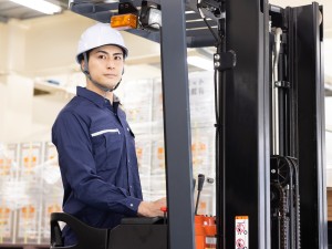 株式会社大森廻漕店 倉庫内作業／未経験歓迎／年休122日／土日祝休み／残業10H