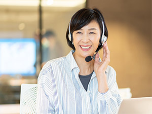 ラーグ株式会社 問い合わせ受付／未経験歓迎／年休120日以上／ブランクOK