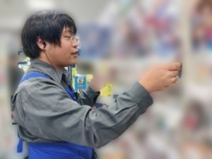 株式会社らしんばん アニメショップの店舗スタッフ／残業月5h未満／月9日休以上