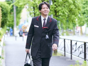 株式会社かんぽ生命保険【プライム市場】(日本郵政グループ) 地域密着型保険コンサルタント／完全週休2日／北信越募集