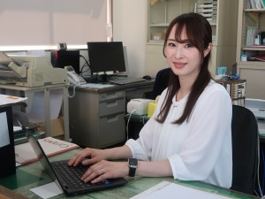 横山産業株式会社 工場総務／未経験歓迎／賞与年2回4.5ヵ月／年収600万円可