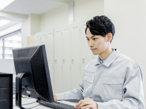 夏原工業株式会社 人事（採用）／未経験歓迎／年収375万円以上／年休124日