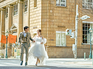 株式会社クインオート フォトウェディングプランナー／月9～11日休み／三宮・元町