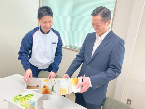 レンゴー株式会社【プライム市場】 ルート営業／賞与実績5.8カ月／土日祝休み／年間休日123日