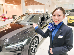 Ｋ．Ｓホールディングス株式会社 VOLVOショールームの受付／未経験OK／残業少なめ
