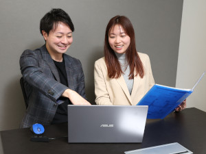 Ｏｎｅ　Ｔｏ　Ｏｎｅ　Ａｄｖｉｓｏｒｓ株式会社 事務系総合職（経理・人事・事務など）／完全週休2日／定時退社