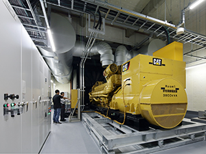 エクイニクス・ジャパン株式会社 DC設備エンジニア／未経験歓迎／月給37.5万円／土日祝休み