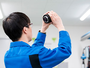 株式会社ワタナベ光機(ワタナベ光機グループ) 社会を支えるレンズの機構設計職／月給25万円以上／手当充実