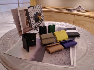 株式会社井野屋 バッグブランド「SLOW」の販売スタッフ／未経験歓迎