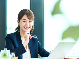 株式会社ビーグラムレコーズ 役員秘書／エンタメ業界経験不問／週休2日／転勤なし