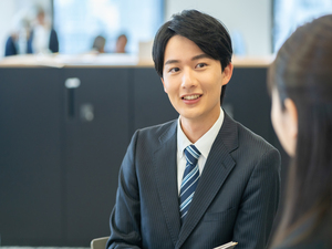 ゴダイ株式会社 ゴダイの店舗開発／残業月5h未満／転勤なし／土日休