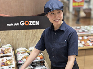 株式会社いいなダイニング 販売スタッフ／未経験歓迎／月給27万円／賞与年2回／転勤なし