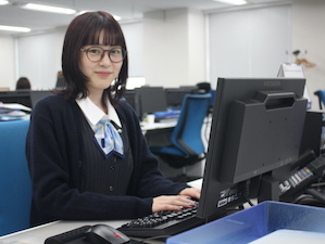 明鏡管理サービス株式会社(グループ会社／キュービクルメンテ協会) 未経験から始める事務スタッフ／PC入力ができればOK／残業少