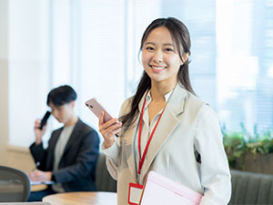 ウノヒューマンライズ株式会社 派遣コーディネーター／月給28.5万円～／平均残業月10h