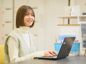 コクヨアンドパートナーズ株式会社(コクヨグループ) サポート系総合職／未経験歓迎／残業月5h程／月収29万円も可