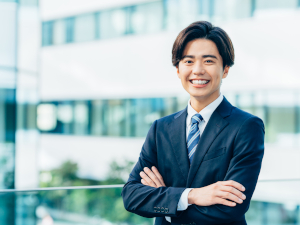 アイリスオーヤマ株式会社 介護施設向けの法人営業／紙おむつ等の販路拡大に貢献／成長事業