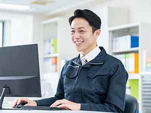 株式会社首都圏物流 ITサポート事務／業界未経験歓迎／残業ほぼなし／賞与年2回