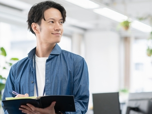 株式会社ＳＰＯＣ キャリアアドバイザー／未経験からキャリアアップ／年休120日