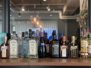 株式会社ケイツープランニングデクス デザイン業界の進行管理サポート／服装・髪型自由／土日祝休み