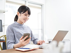 株式会社大江戸ホールディングス 経理事務／経験者募集／月給30万円～／ランチ半額補助