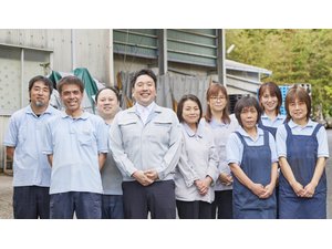 小酒井繊維工業株式会社 営業事務／未経験歓迎／年休120日／企業年金・食事補助など有