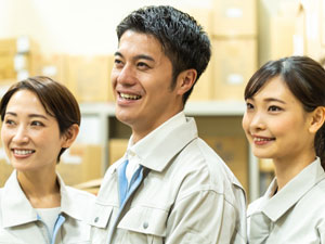 ＪＤ．ｃｏｍ京東日本株式会社 物流管理スタッフ／月給40万円～／土日祝休／年休120日以上
