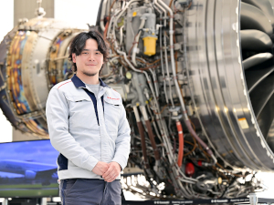 川崎重工業株式会社【プライム市場】 技術系総合職／年休127日／賞与年4回／年収560万円～