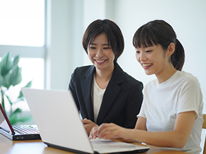 大塚産業株式会社 営業サポート事務／未経験OK／年休120日以上／残業ほぼなし